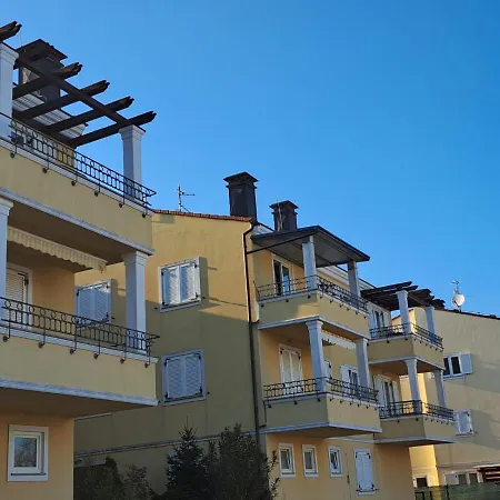 Lunna Apartment Pula