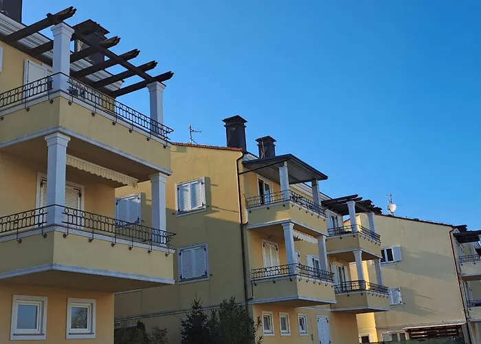 Lunna Apartman Pula